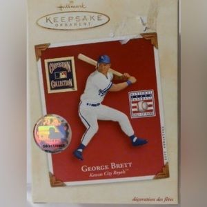 Hallmark Keepsake 4.5" Kansas City Royals George Brett #5 Ornament Figurine